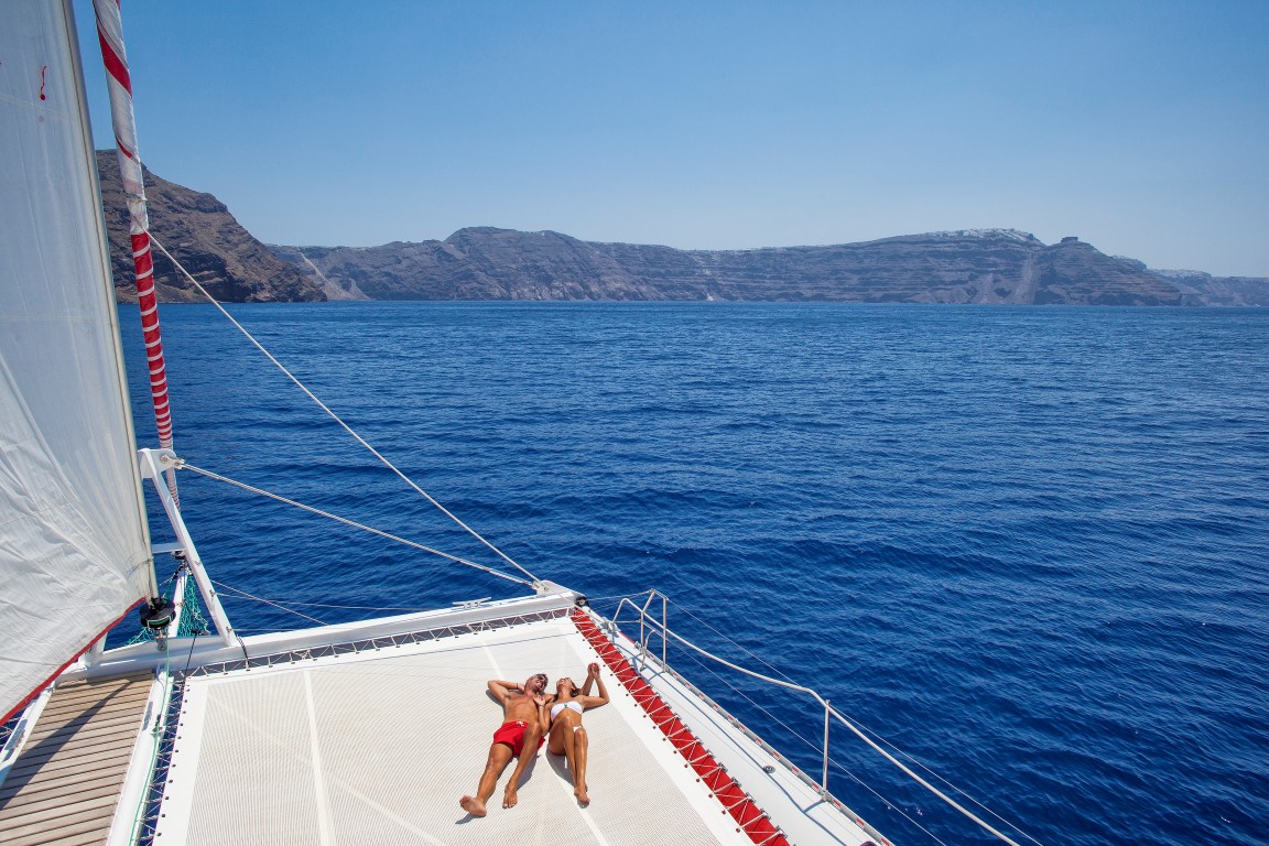 Santorini Sailing Cruise, Caldera Red 