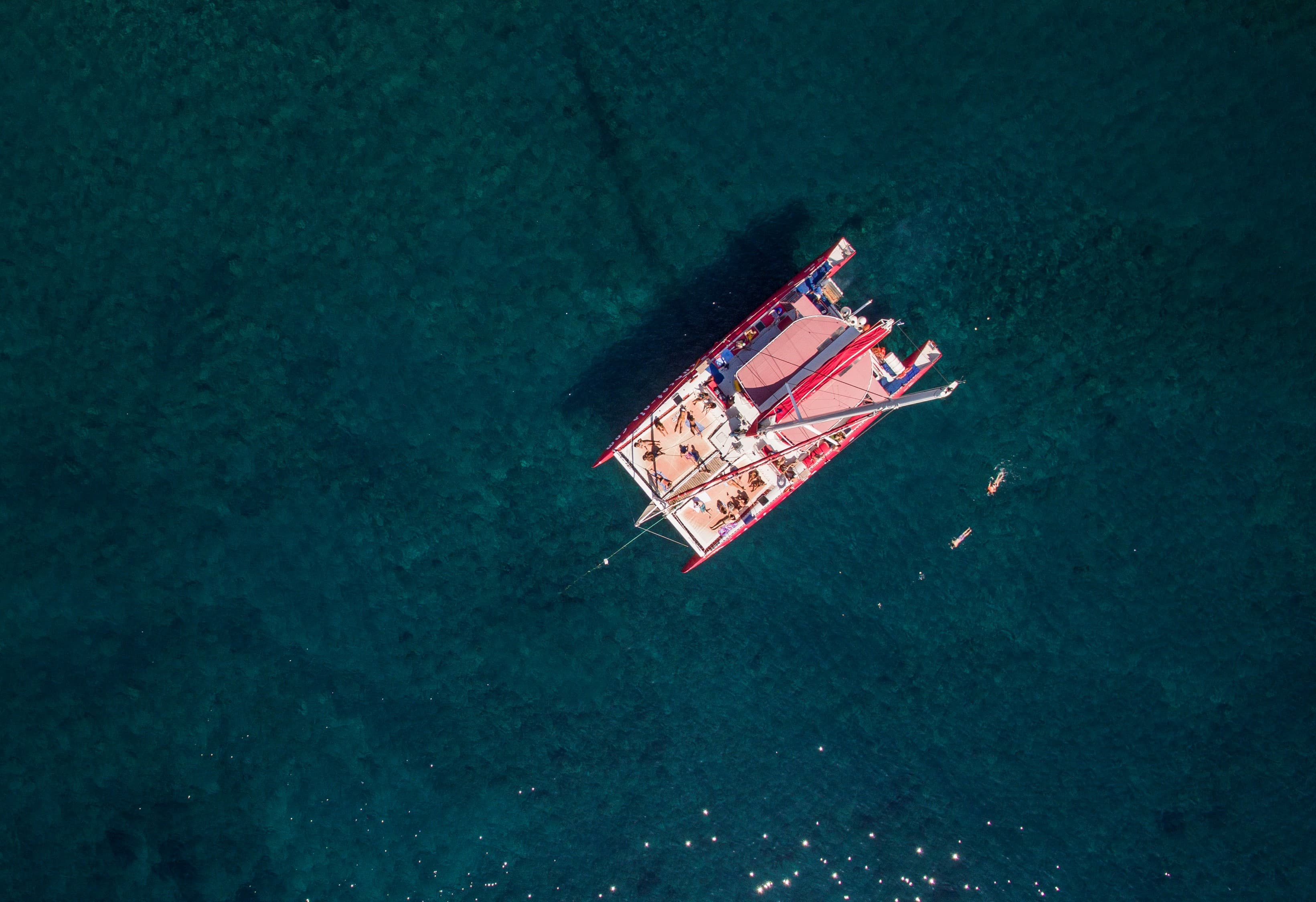 Santorini Sailing Cruise, Caldera Red 