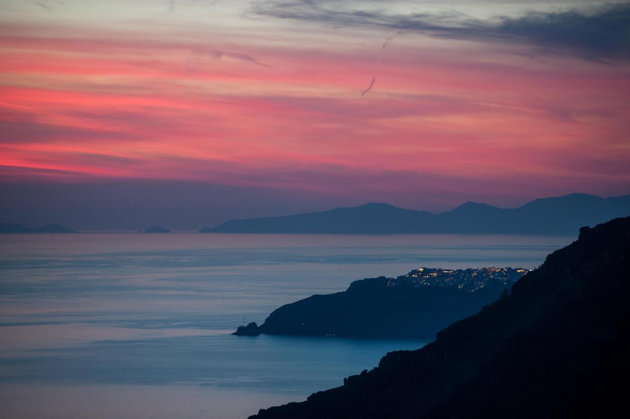 Santorini Wine Roads